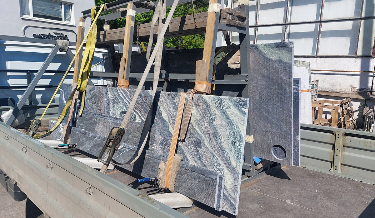 Транспортировка мрамора, гранита и оникса